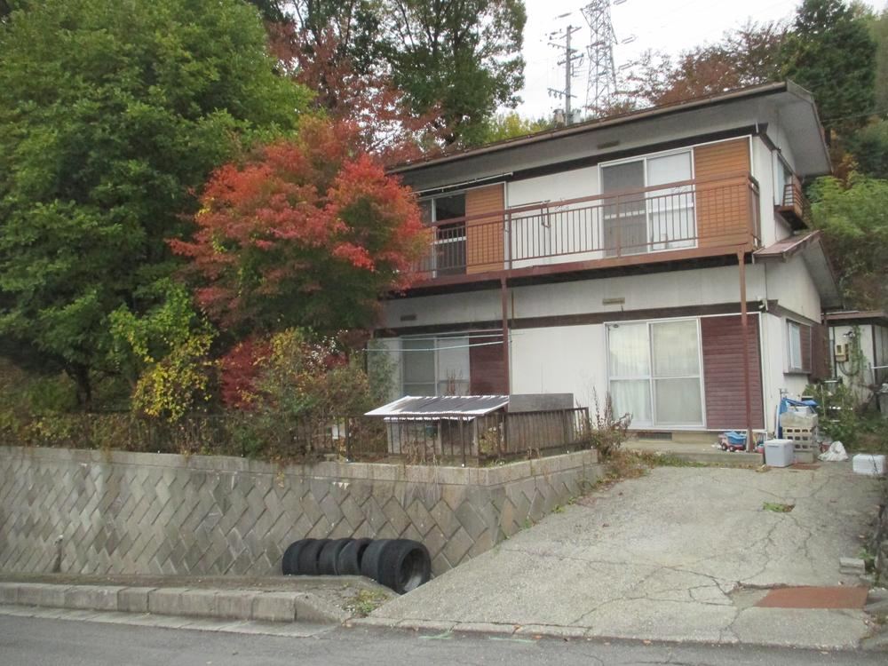 Charming 4DK House with Lake Views in Suwa - Photo 1