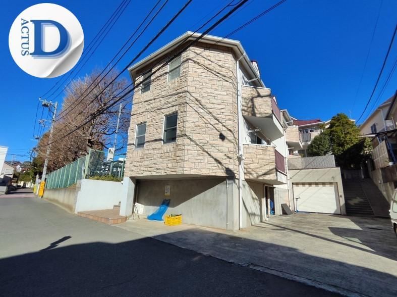 Spacious 5LDK Home in Setagaya - Photo 1