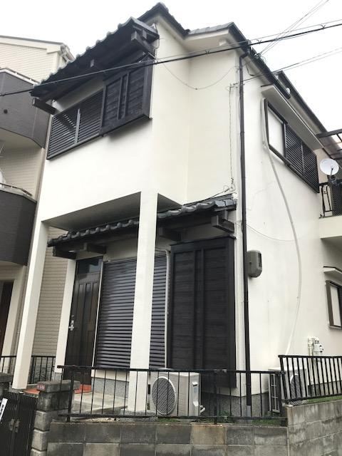 Sunny 4DK House on a Corner Lot in Hirakata - Photo 1