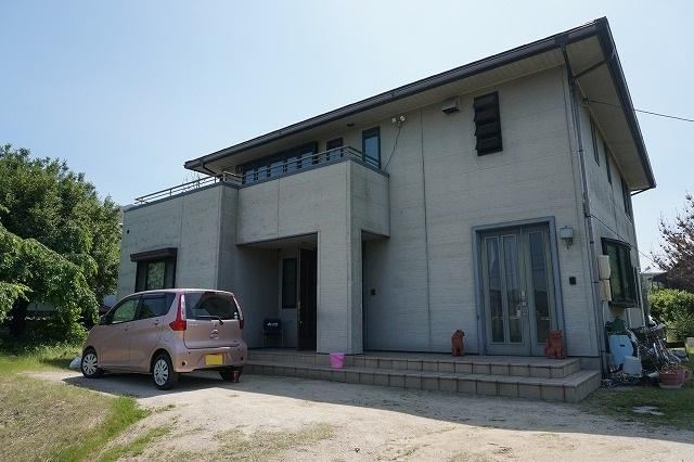 Versatile 6LDK House Ideal for Multi-Generational Living in Satoshima - Photo 1