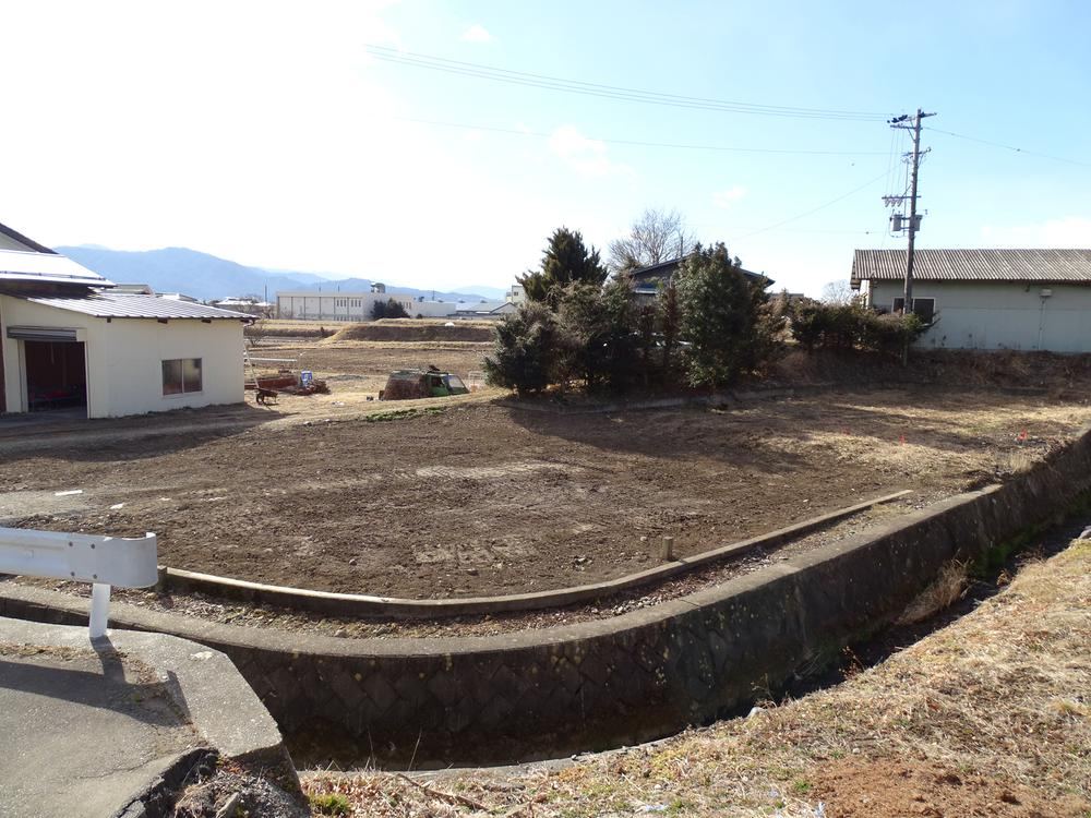 371 m² land in Ina, Nagano - Photo 1