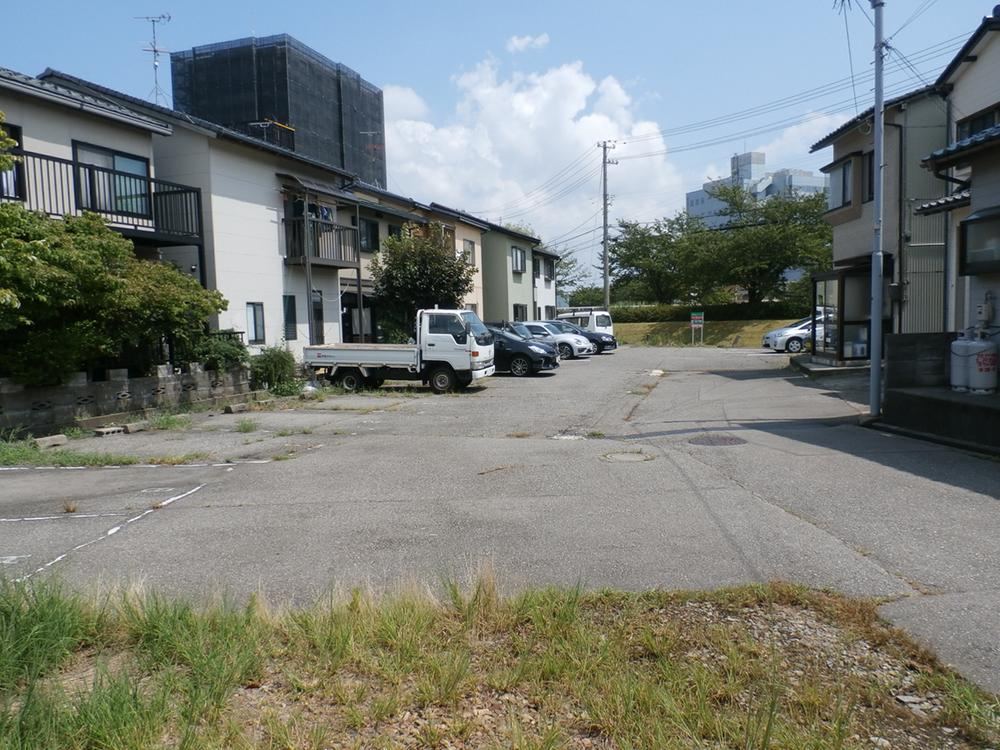 478 m² land in Kanazawa, Ishikawa - Photo 1