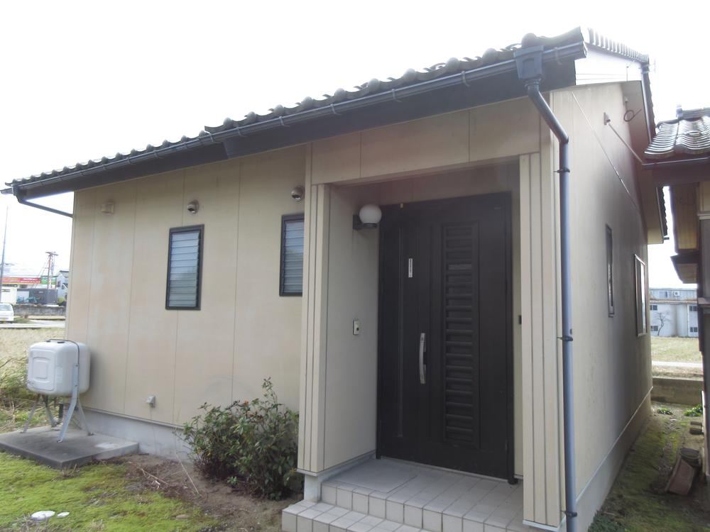 1LDK House with Good Condition - Photo 1