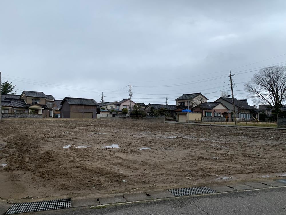 1755 m² land in Toyama, Toyama - Photo 1