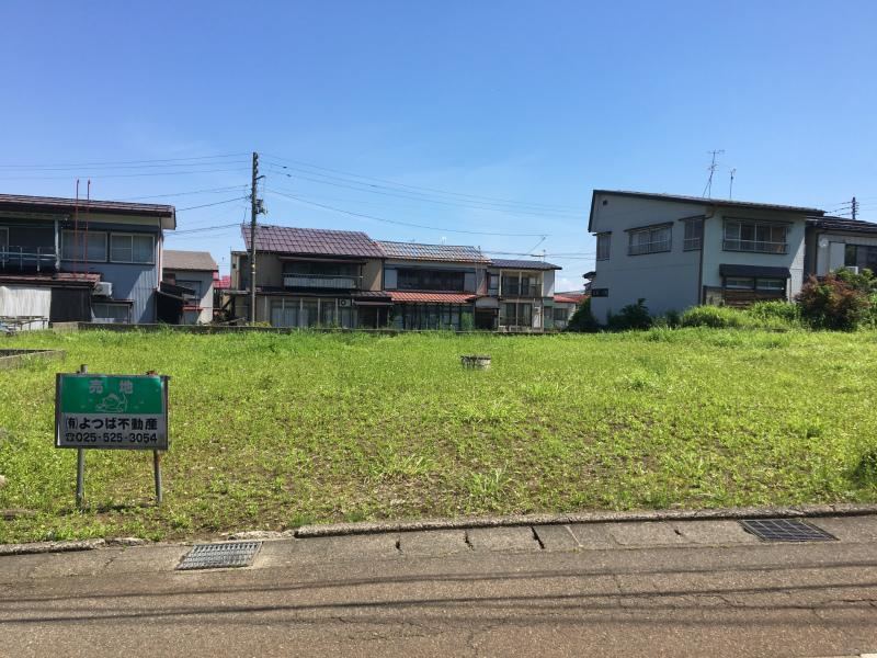Spacious Land Near Koizumi Park - Photo 1