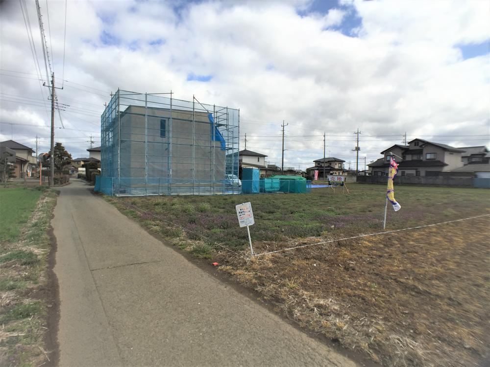 Spacious Land in Chikusei City - Photo 1