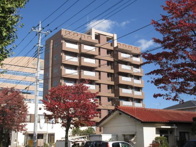 2LDK+S apartment in Maebashi, Gunma - Photo 1