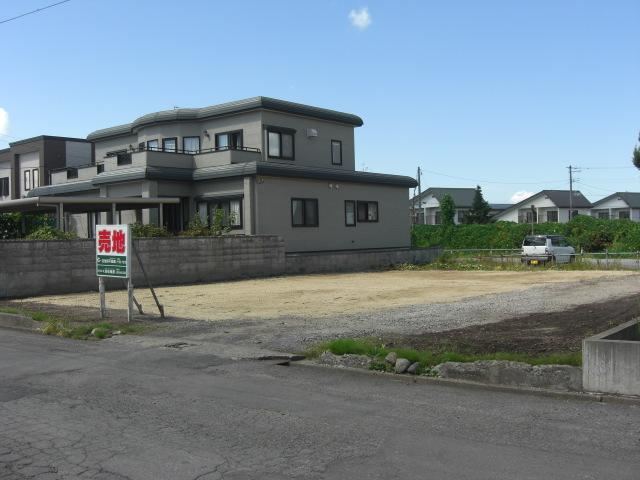 Quiet Land in Kitami Town, Kuroishi - Photo 1
