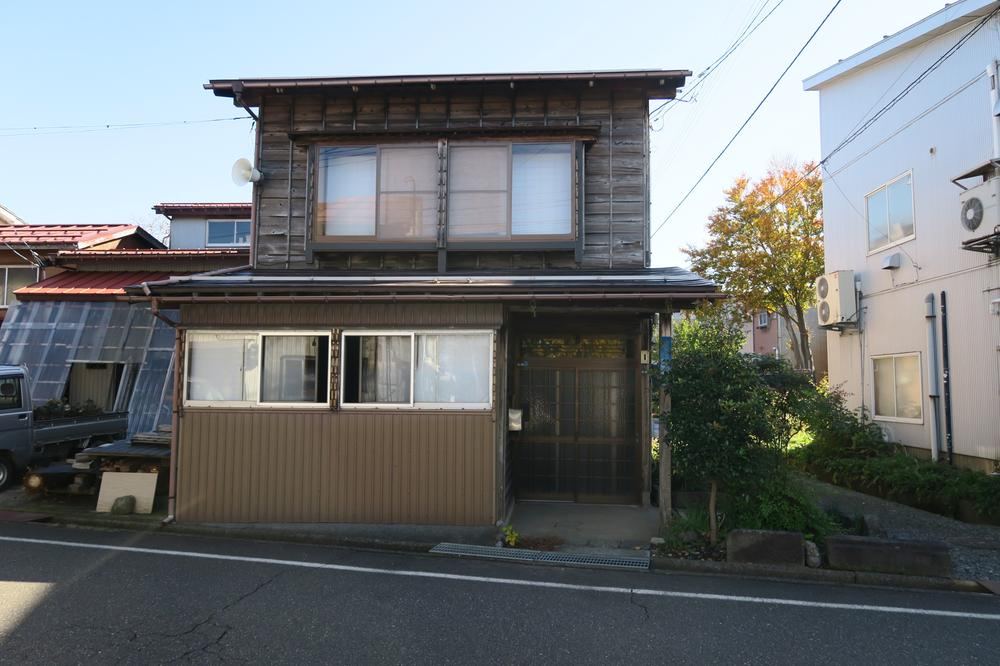 8K house in Joetsu, Niigata - Photo 1