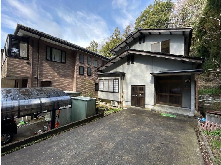 Family-Friendly 7LDK Home Near Kosaka Elementary School - Photo 1