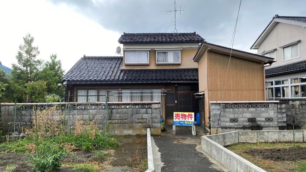 8DK Detached House with Barn in Hon-E - Photo 1
