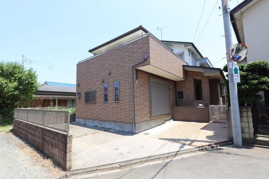 Spacious 4LDK House Near Minami-Otsuka Station - Photo 1