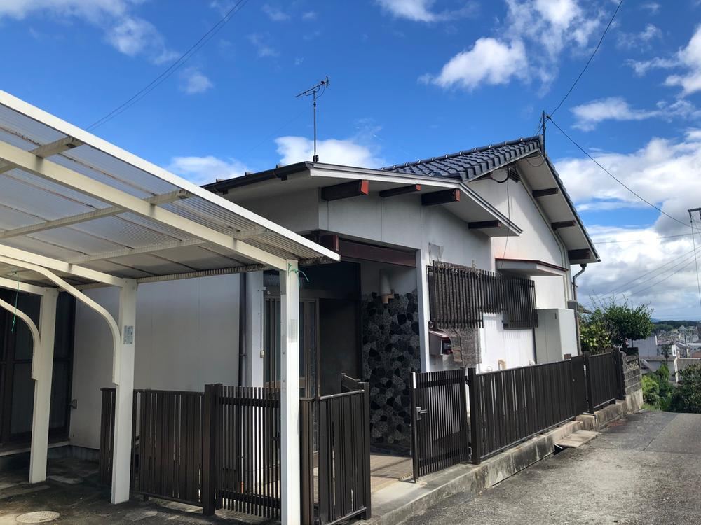 Spacious 5LDK Detached House in Soja - Photo 1