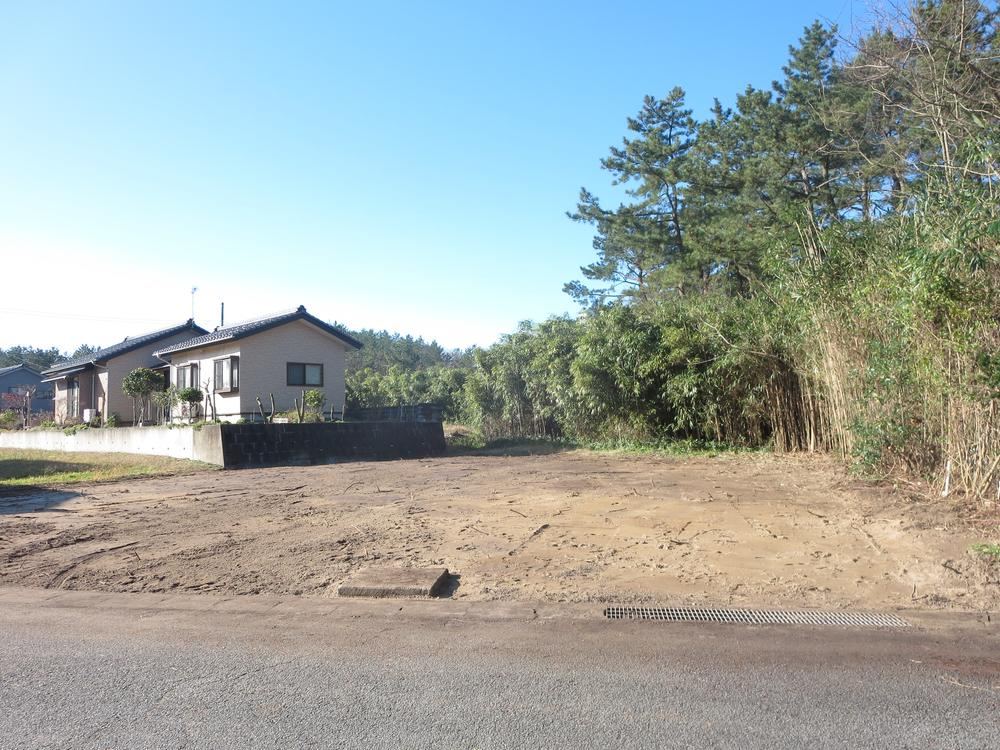Versatile Land Near Yunohama Beach - Photo 1