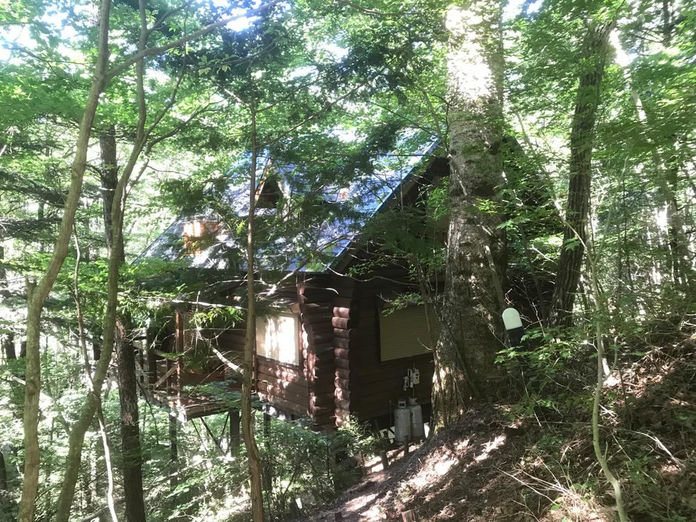 Serene 2LDK Mountain Retreat - Photo 1