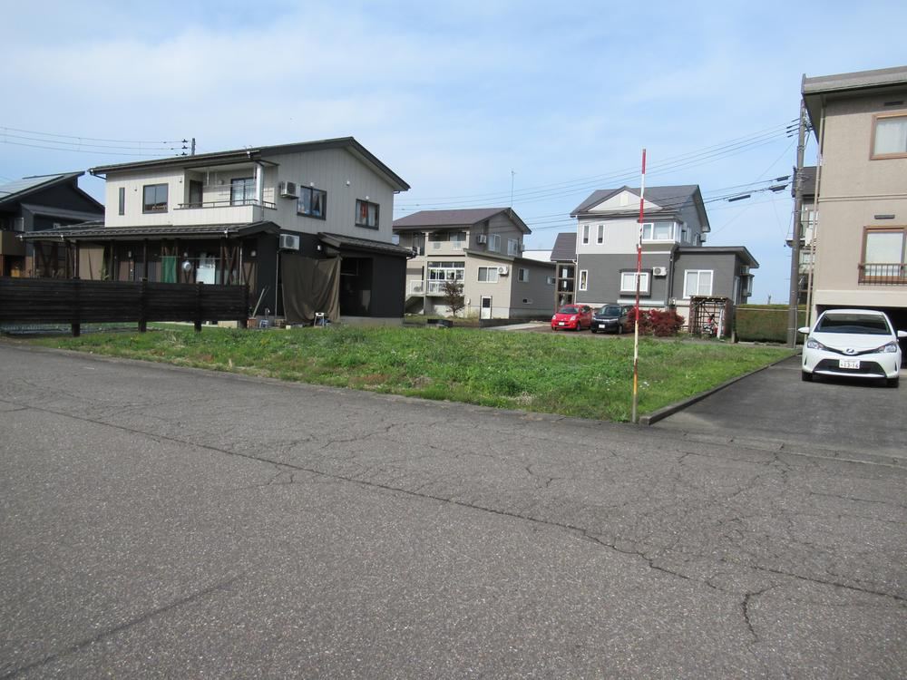 Quiet Land with Dual Road Access - Photo 1