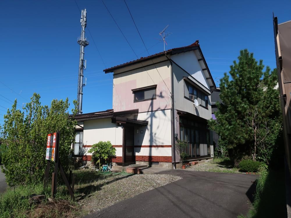 Spacious 5DK House in Sakata City - Photo 1