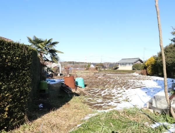 Spacious Land Surrounded by Nature in Horimachi - Photo 1