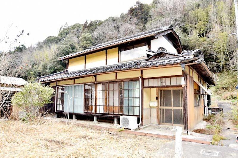 Historic 6K Home with Separate Building and Land - Photo 1