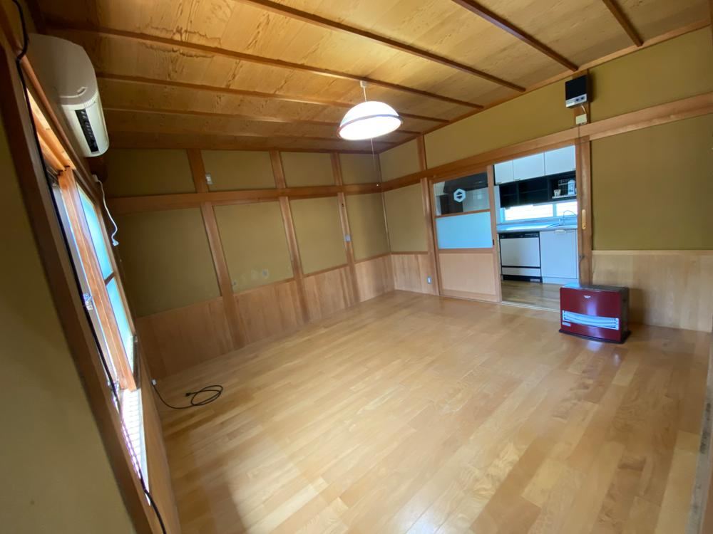 Convenient 11LDK House in Kyotanba - Photo 1