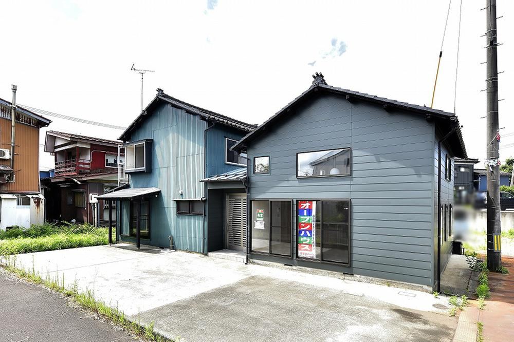 Stylish 6LDK Home with High Ceilings in Sanjo - Photo 1