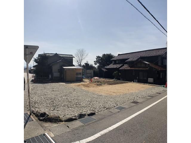 133 m² land in Kaga, Ishikawa - Photo 1