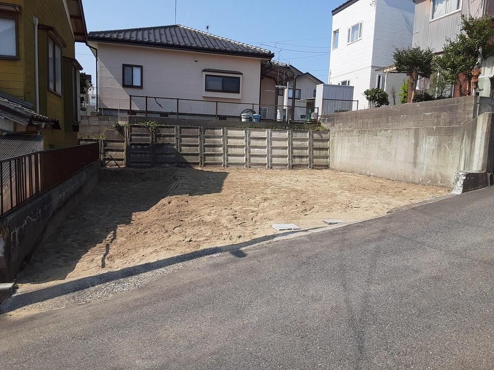 South-Facing Land Near Terao Station - Photo 1